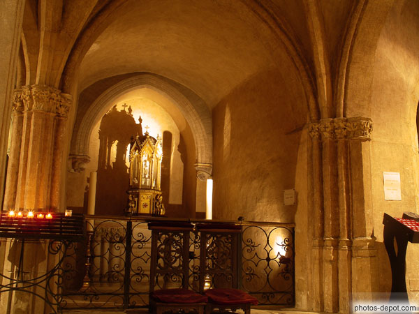 photo de Chapelle de la sainte épine dans la crypte