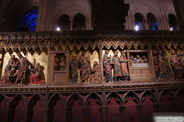 photo de Bas relief bois polychrome scènes de la vie du Christ
