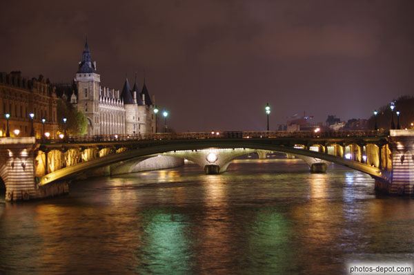 photo de Pont Notre-Dame et Conciergerie