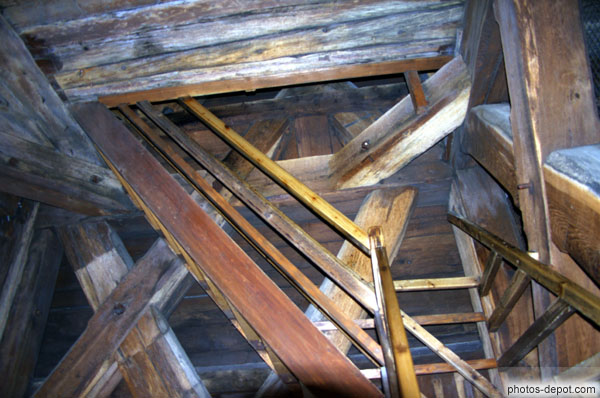 photo de charpente des tours de Notre-Dame