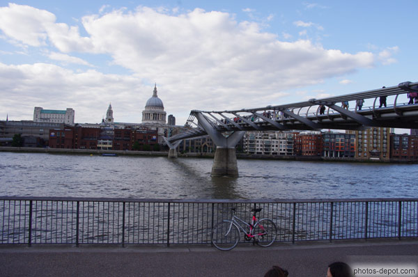 photo de Millenium bridge