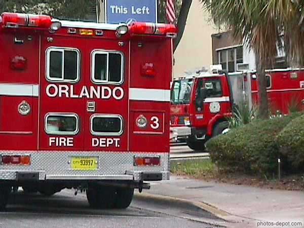 photo de camions de pompiers