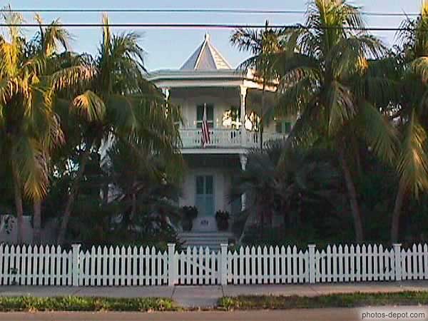 photo de maison coloniale