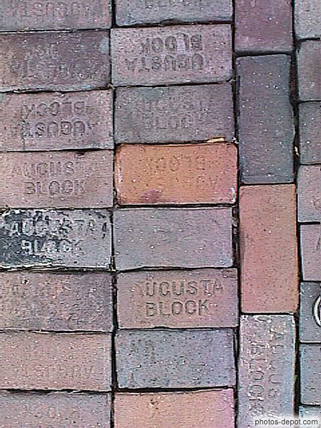 photo de briques Augusta block