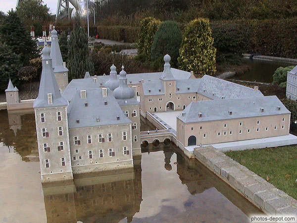 photo de Pays-bas, Hoensbroek, chateau style renaissance de la region mosane, XVIIe