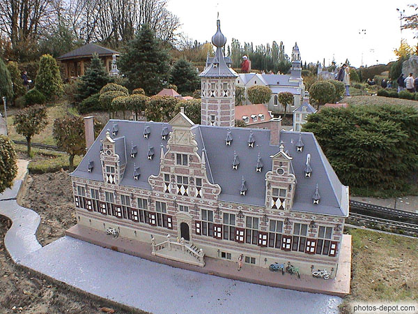 photo de Pays-bas, Middleburg, demeure patriarcienne la Kloveniersdoelen style renaissance flamande XVIIe