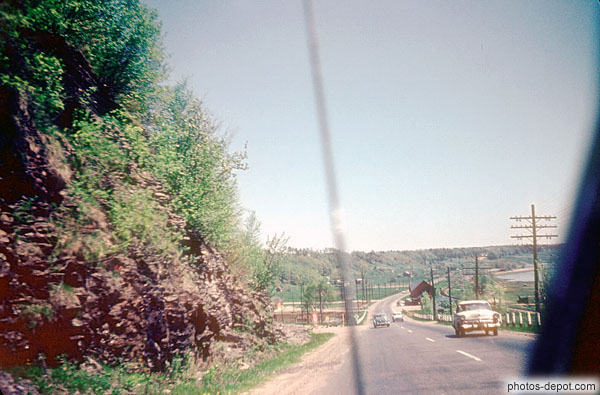 photo de route de québec en mai