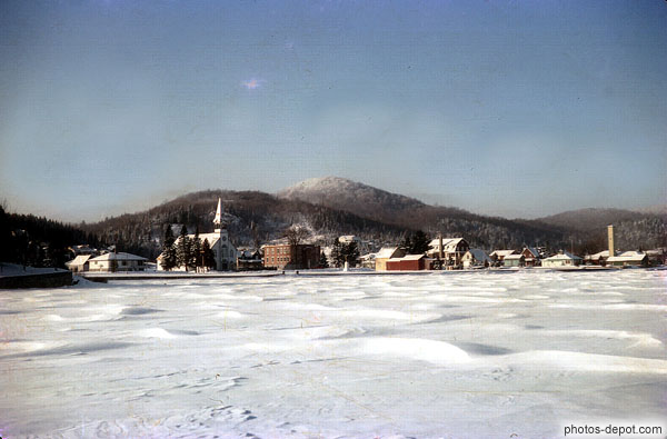 photo de St Adolphe, 30° sous zero, prise en plein lac, en décembre