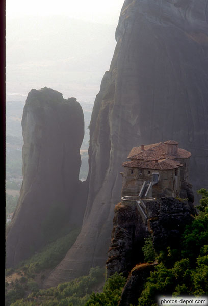 Superbe maison perchée