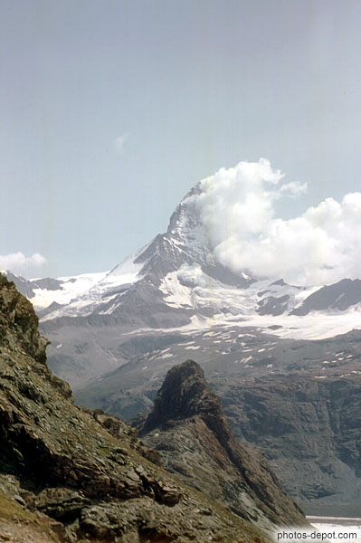 photo de Garnergrat Zermatt sommet dans les nuages