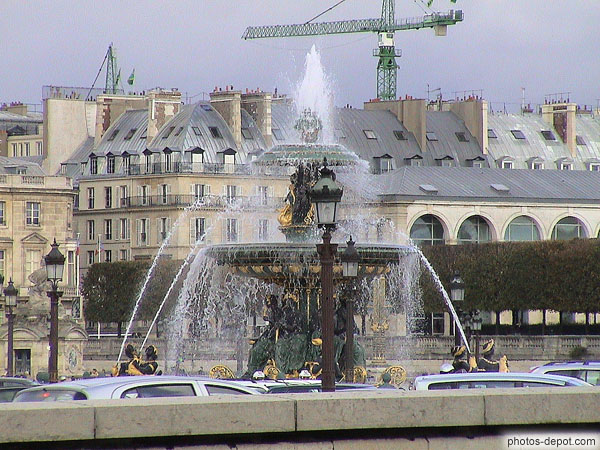 photo de Fontaine dorée place de la Concorde