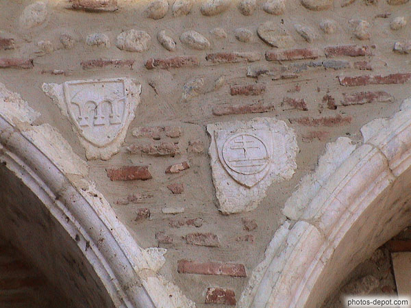 Détails armoiries campo santo