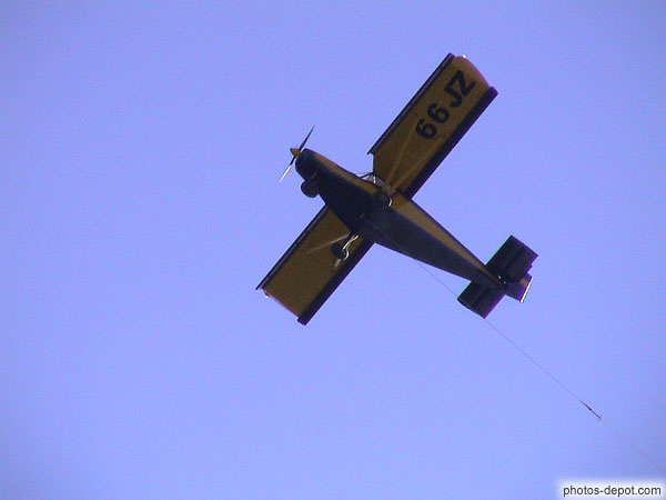 photo d'avion à hélices