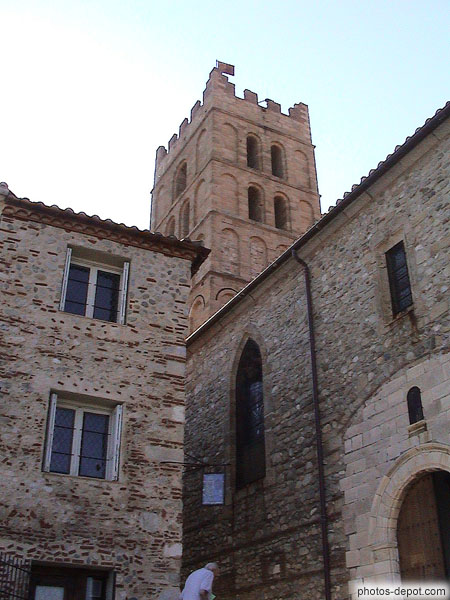 photo de tour de la cathédrale