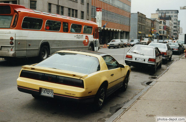 photo de Pontiac jaune