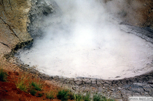 Mudpot fumant