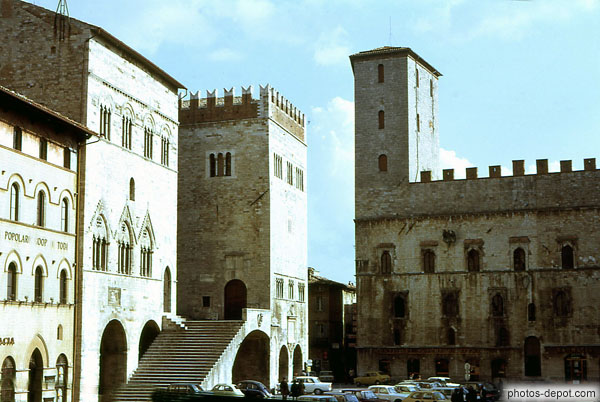 Todi Piazza