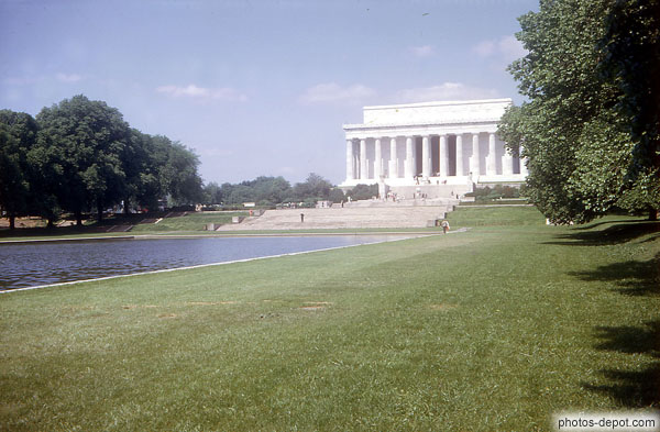 photo de bassin devant le Lincoln memorial