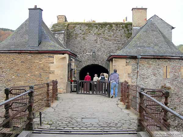 photo d'entrée du fort de Godefroi de Bouillon