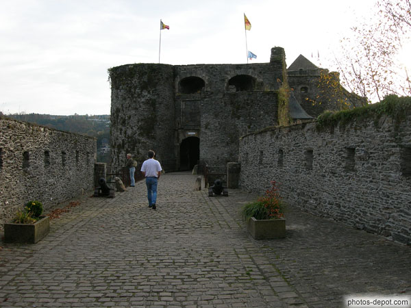 photo d'accès au fort de Godefroi de Bouillon
