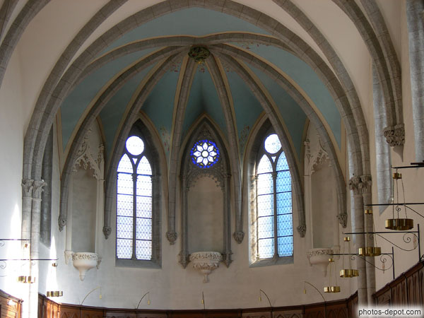 photo de nef de l'église de l'Abbaye de la Grâce Dieu