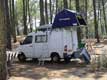 Camionnette tente blanche / France, Aquitaine, Contis