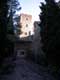 Allée vers le Donjon du chateau / France, Languedoc Roussillon, Collioure
