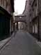 passage prot�g� sur la rue d�serte / France, Bretagne, St Malo