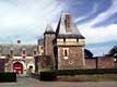 entr�e du chateau / France, Bretagne, Blain