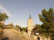 Tour carrée à 3 cloches de l'église du curé de Cucugnan / France, Languedoc Roussillon, Cucugnan