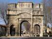 Arc de triomphe bati par les romains en l'an 26 / France, Provence, Orange