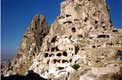 Montagne parsemée de troglodytes, tel un gruyère / Turquie, Cappadoce