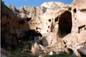 Village troglodytique à l'immense salle et maison de pierre dans la grotte / Turquie, Cappadoce