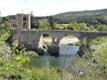 Pont fortifié angulaire du XIe / Espagne, Garrotxa, Besalu