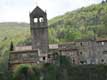 Tour de l'église perchée sur le rocher / Espagne, Garrotxa, Castellfolit de la Roca