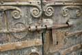 serrure de la porte de l'�glise / France, Pyrenees Orientales, Boule d'Amont