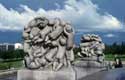 Amoncellement d'enfants nus / Norvege, Oslo, Parc Vigeland