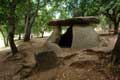 Table de pierres des temps préhistoriques / Espagne, Galice, Oleiros, Dolmen de Axeitos