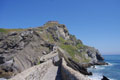 Traversée de la muraille vers le sanctuaire / Espagne, Pays Basque, San Juan Gaztelugatxe