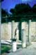 Colonnes et statue greco-romaine, ruines, Vaison la Romaine