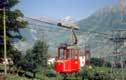 Téléphérique rouge environs d'Unterbach / Suisse, Valais