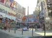 tags sur les murs d�cr�pis des immeubles d�mollis